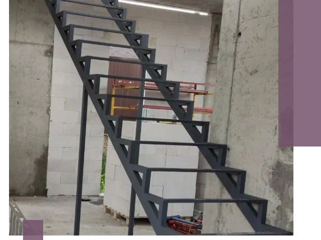 Демонтаж металлических лестниц в Новомосковске быстро и безопасно