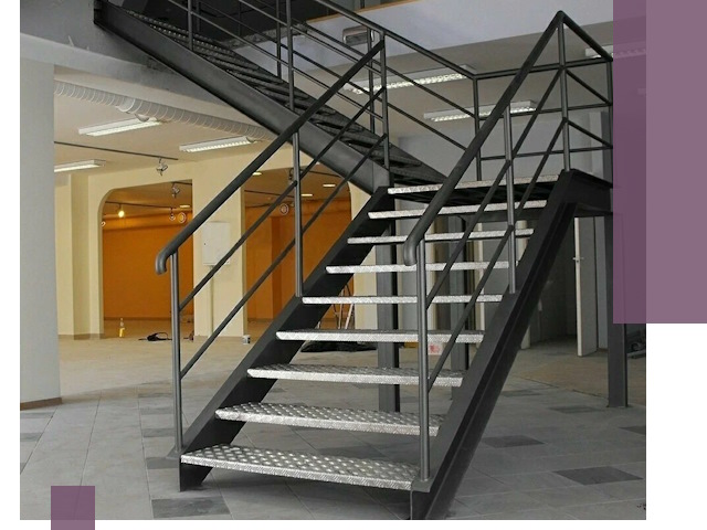 Лестницы для офиса в Новомосковске: изготовление, монтаж, демонтаж