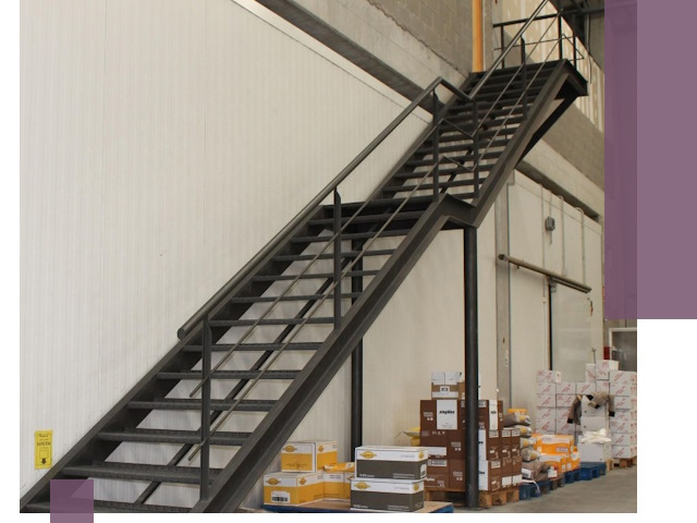 Лестницы для производства в Новомосковске — изготовление и монтаж