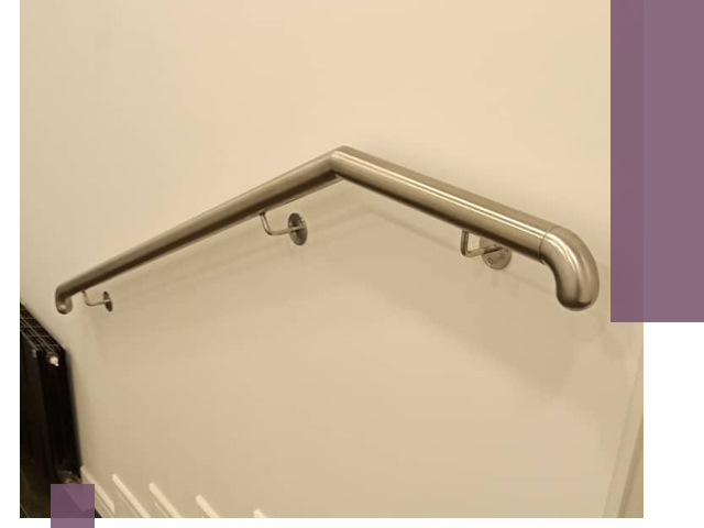 Изготовление пристенных поручней в Новомосковске под ключ за сроки