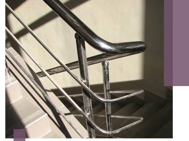 Поручни из нержавеющей стали под ключ в Новомосковске