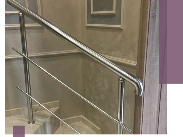 Демонтаж поручней из нержавейки профессионально в Новомосковске